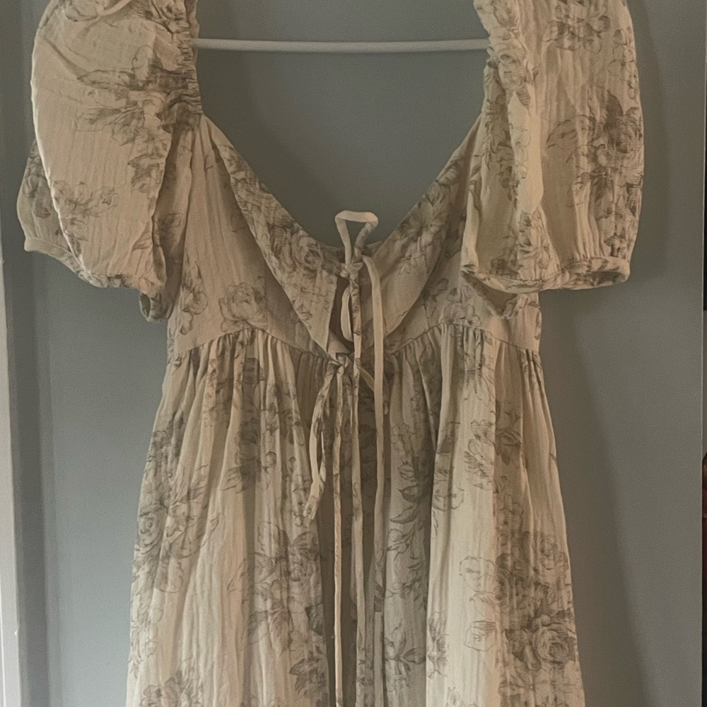Chic Floral Puff Sleeve Dress